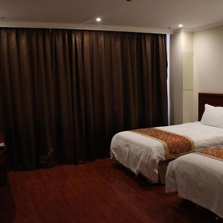 Greentree Alliance Wuxi Yixing Jinyizhong Road Chengbei Rt-Market Hotel Buitenkant foto